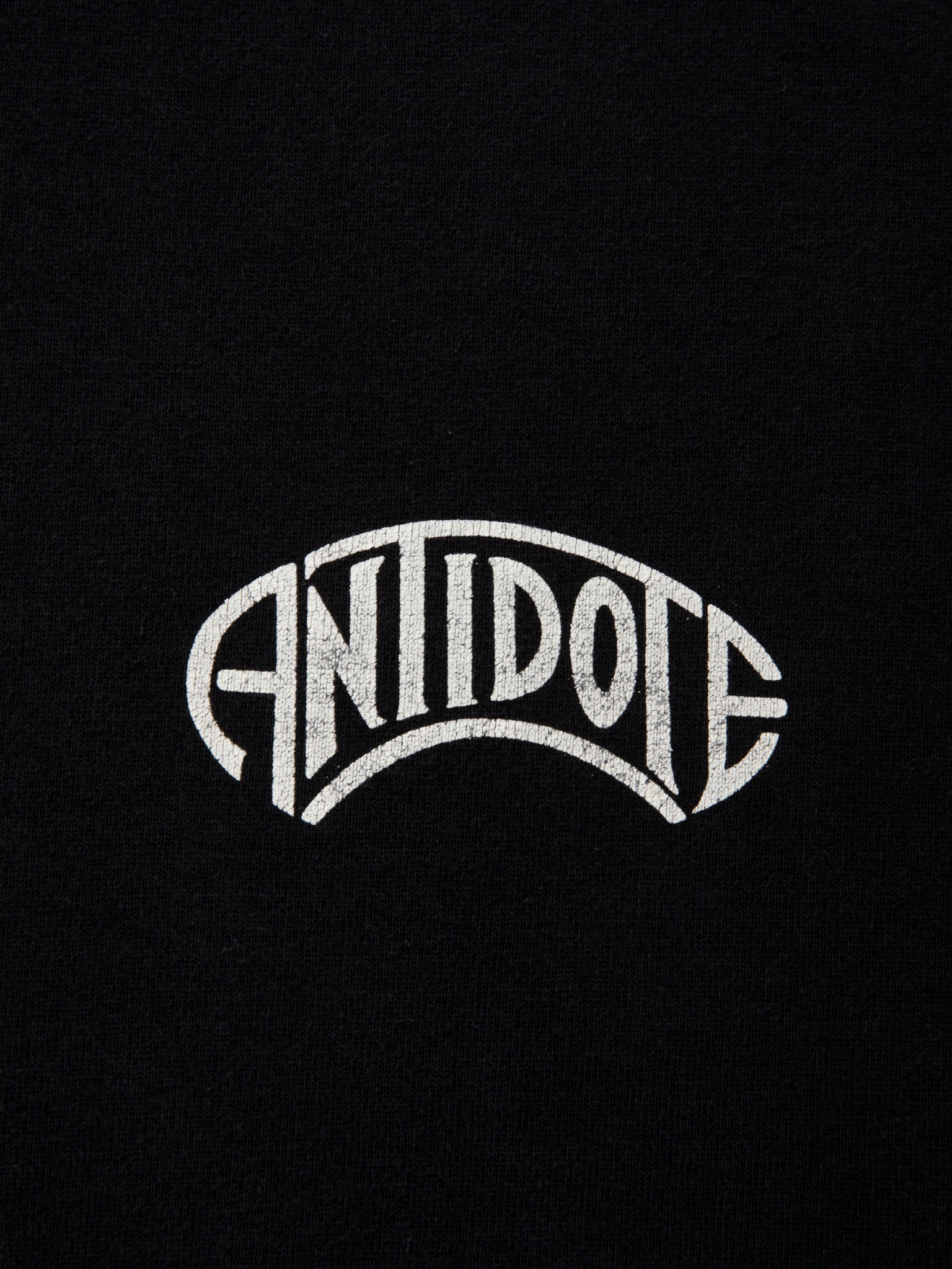 Fade Wash Crewneck Sweatshirt(Holy Angels)