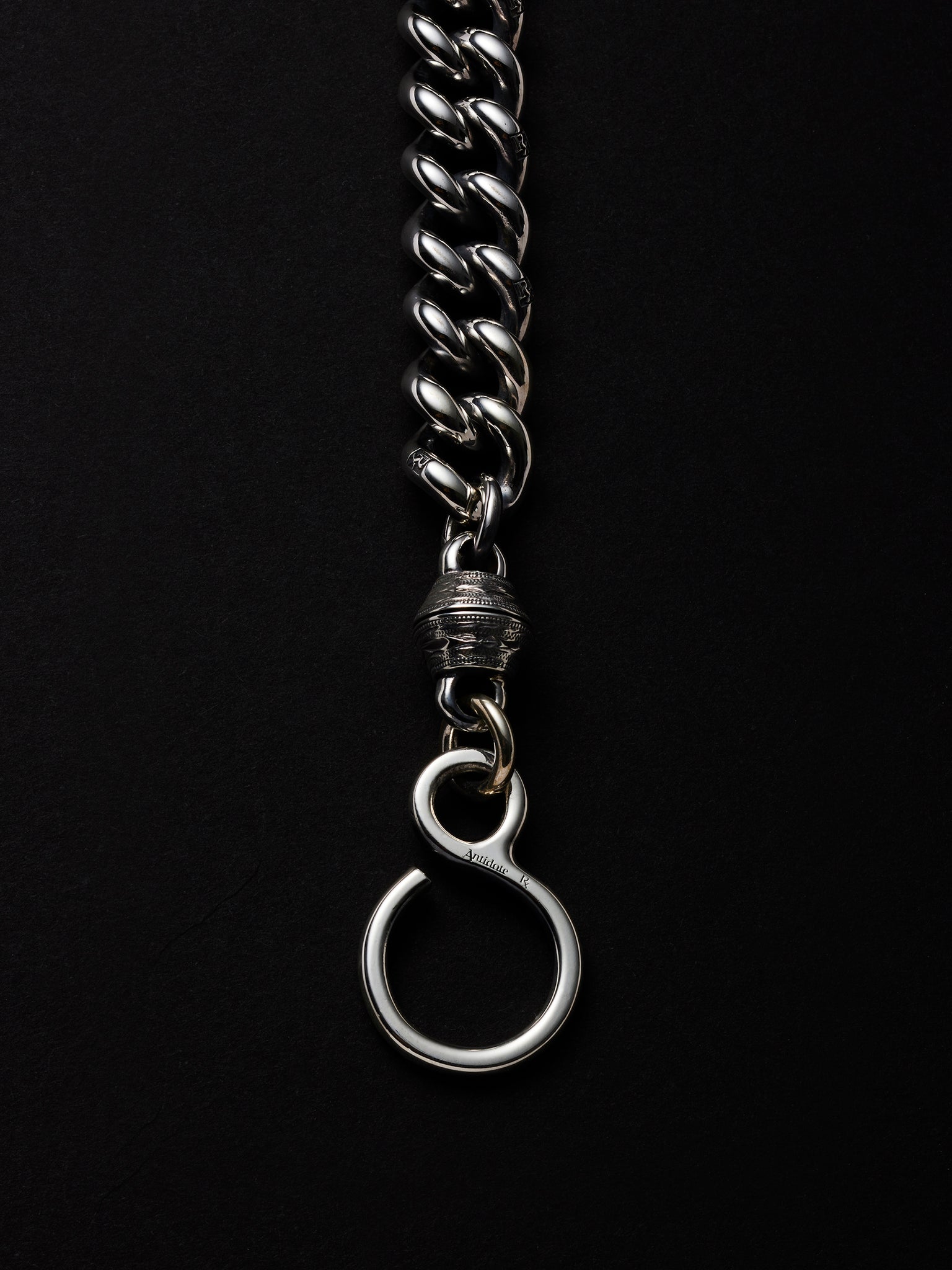 Engraved Classic Wallet Chain(M)