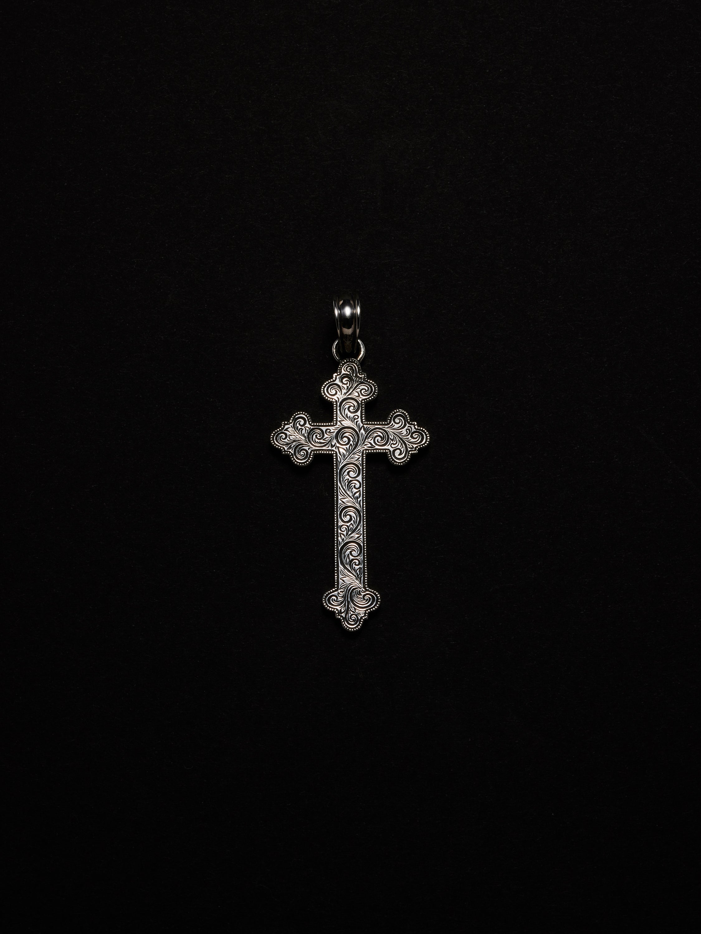 Engraved Large Cross Pendant | Antidote(アンチドート)