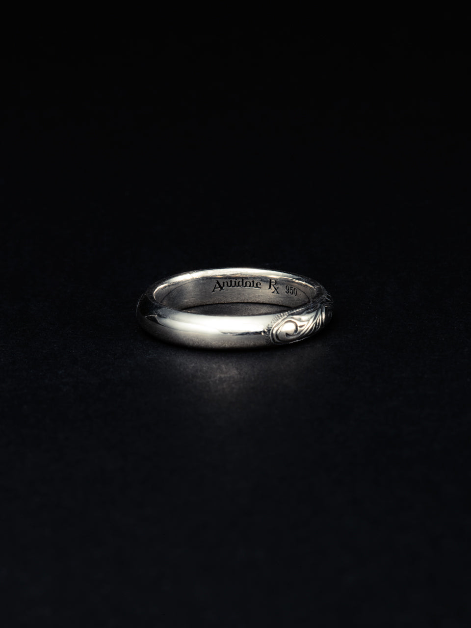 Engraved Round Ring
