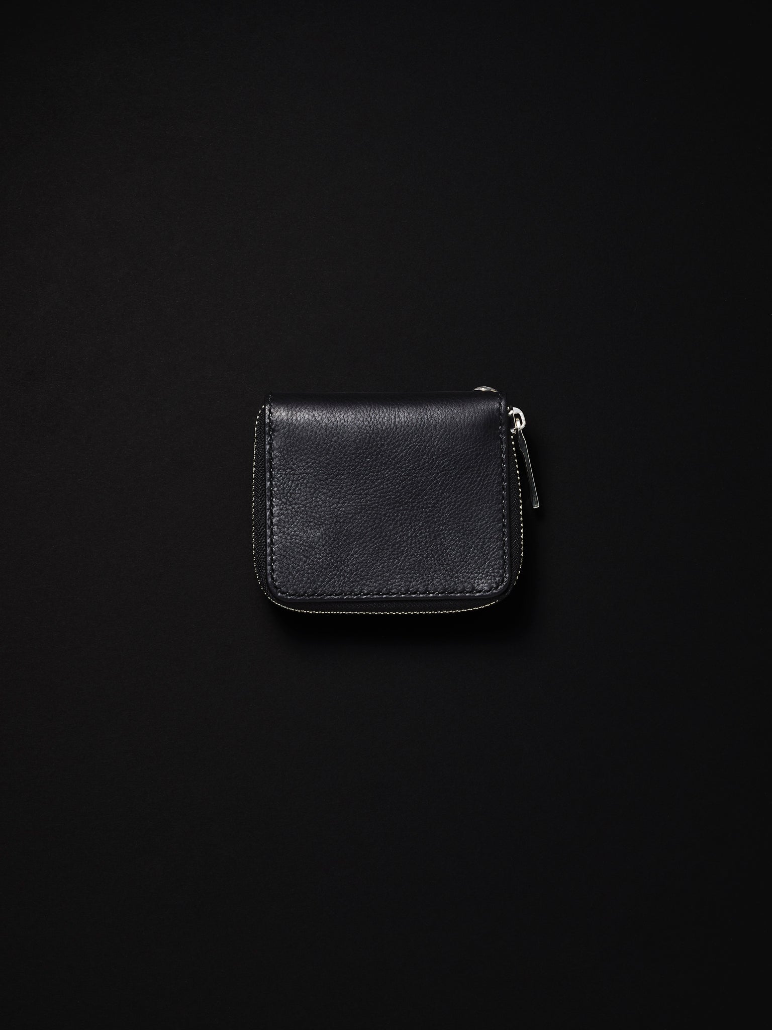 Round Zip Compact Wallet | Antidote(アンチドート)